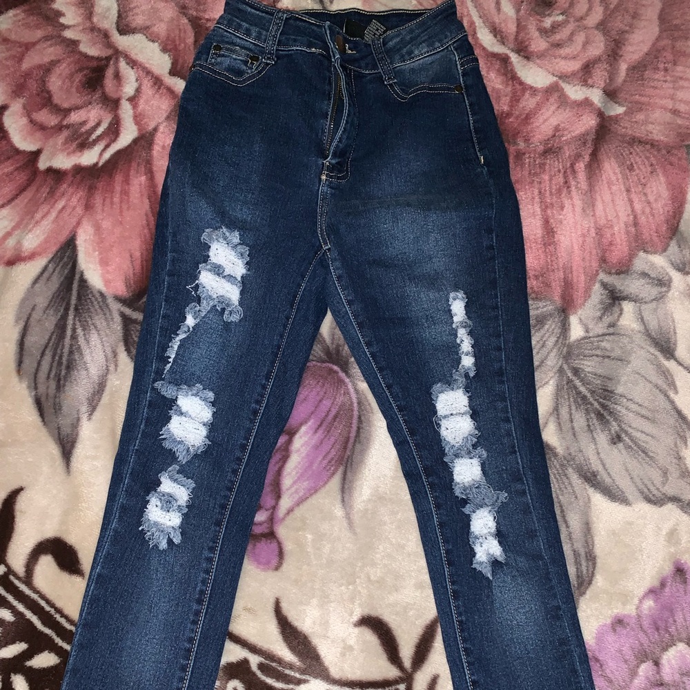 dark blue high waisted jeans